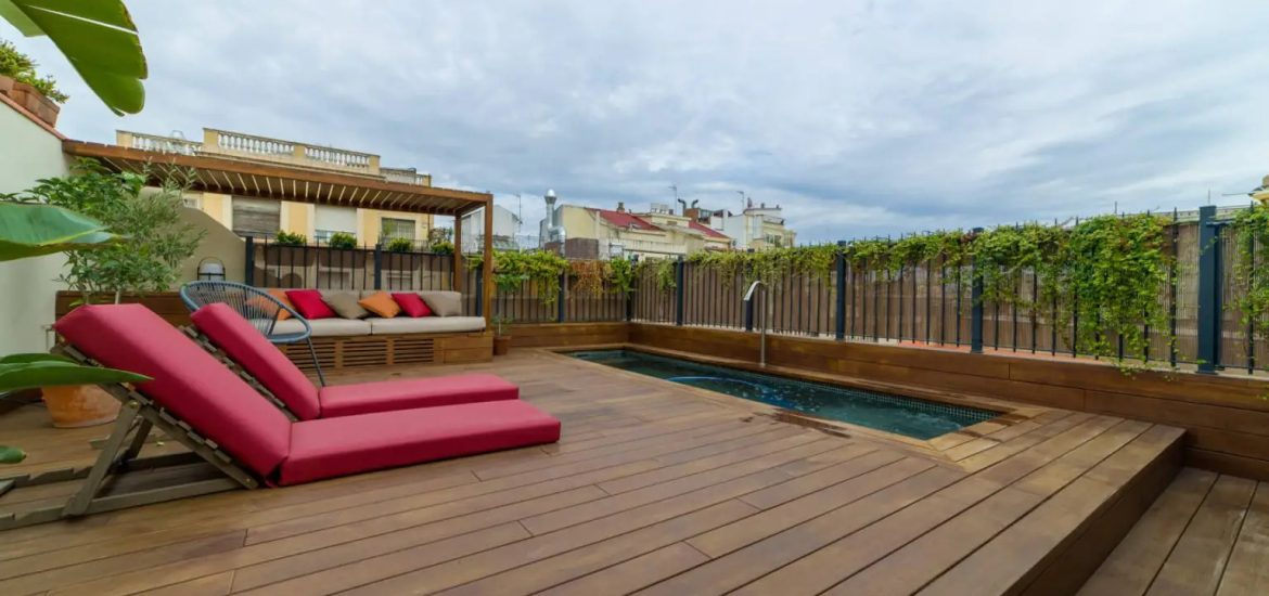 WPC Decking in UAE: The Ultimate Choice for Heat-Resistant Outdoor Spaces